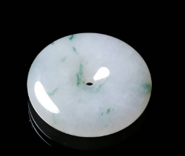 木那翡翠的钢印在泡84消毒液下什么样