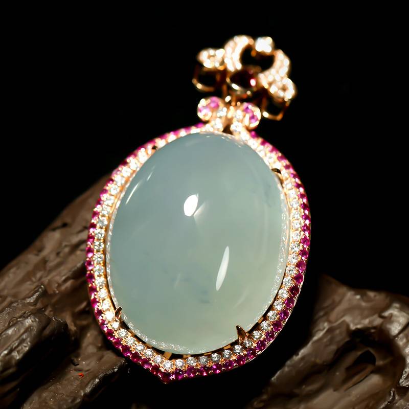 没有证书的春带彩翡翠怎么判断是不是真的