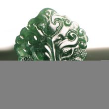 翡翠项链搭配技巧，服装和项链的搭配