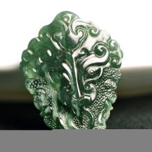 翡翠手镯睡觉的时候用不用摘下来
