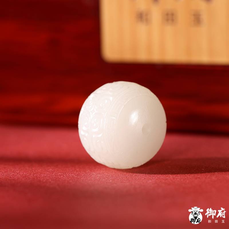 新疆和田玉原毛孔皮白玉籽玉仿古配饰 桶珠 14.7克