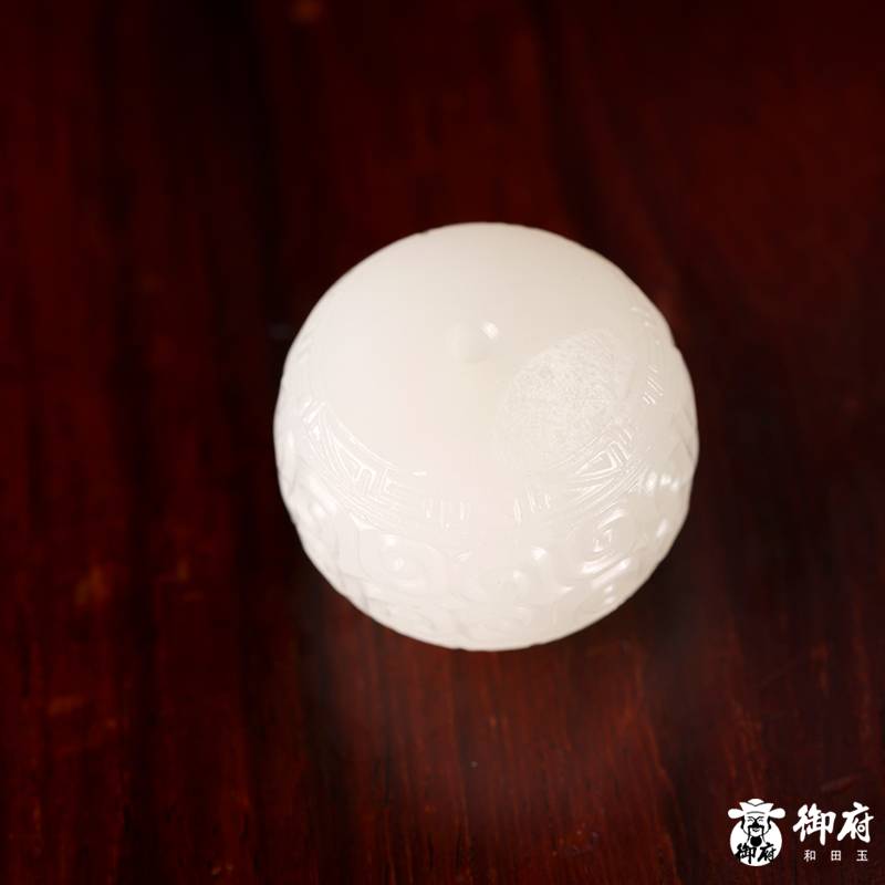 新疆和田玉原毛孔皮白玉籽玉仿古配饰 桶珠 14.7克 实拍图7