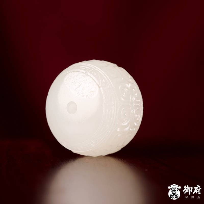 新疆和田玉原毛孔皮白玉籽玉仿古配饰 桶珠 14.7克 实拍图2