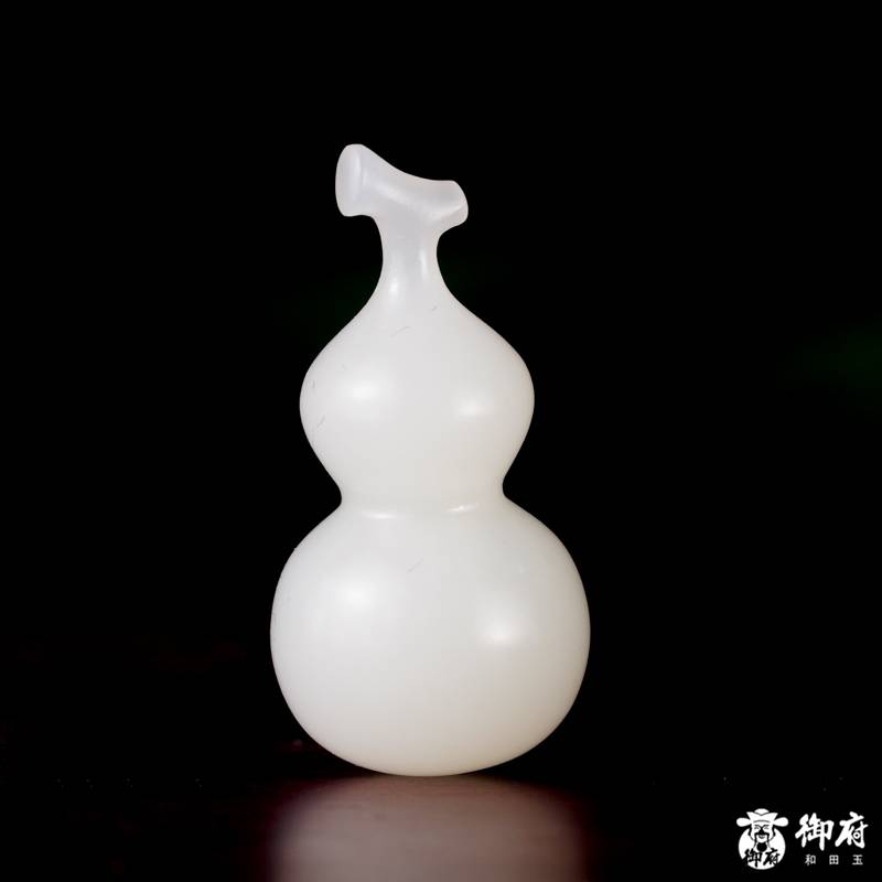 黄龙玉和田玉翡翠哪个好