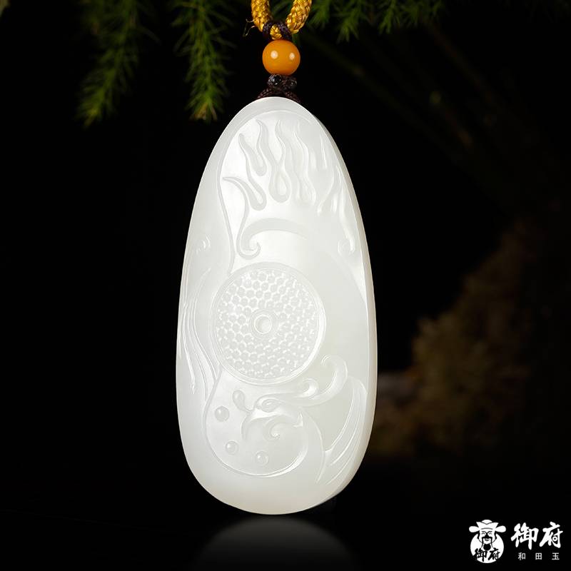 新疆和田玉原毛孔皮白玉籽玉玉牌 仿古凤 24.3克